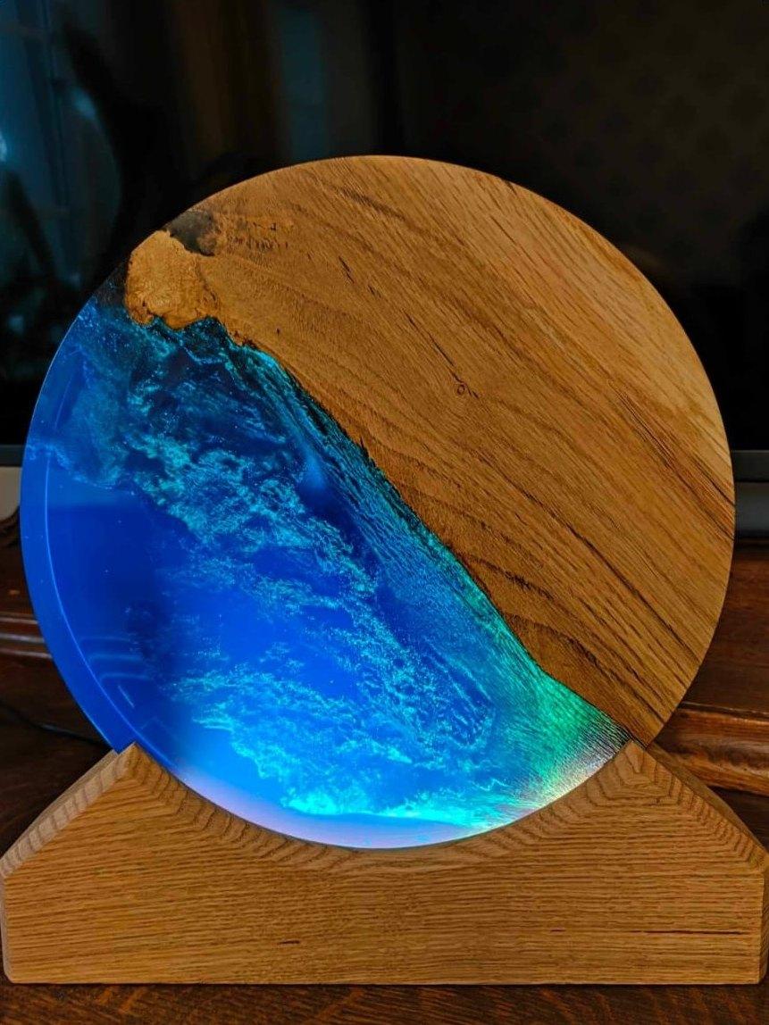 Resin & oak disc lamp