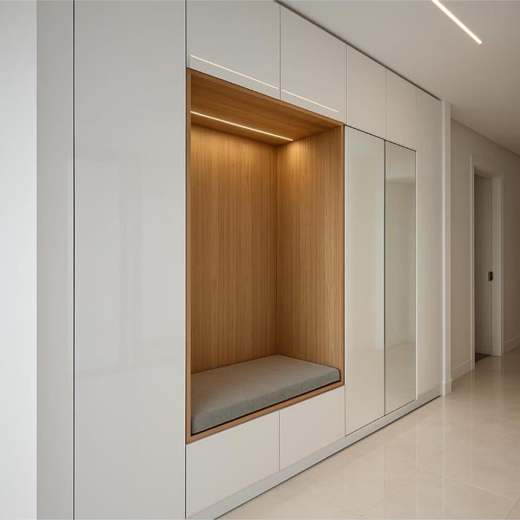 White gloss fitted wardrobe